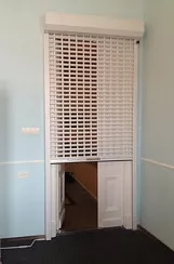 Решетчатые оконные рольставни белые 1200*800